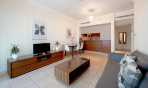 Manzil - 1BR in Fairways West with Golf Course View